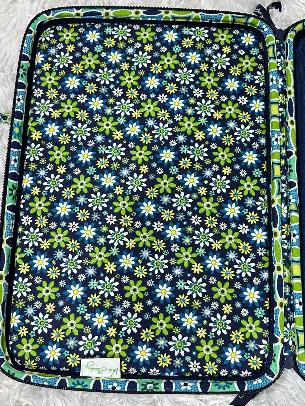 Vera Bradley blue perfectly blends